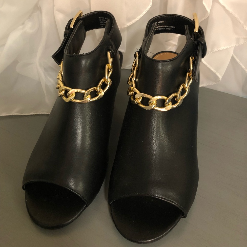 Black Open Toe Shoes